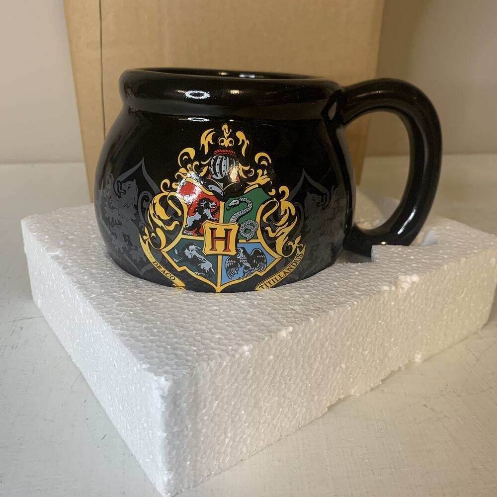 NEW Harry Potter Cauldron Coffee Mug All Houses Crest Slytherin Hufflepuff